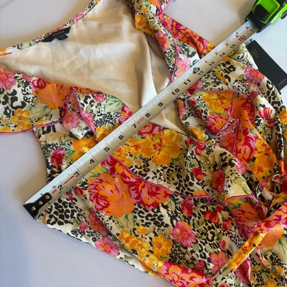 GUESS Floral Print Faux Wrap Romper with Shorts and Ruffle Accents NWT Sz Small - Picture 3 of 14